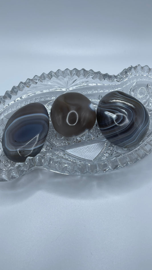 Banded Agate Palm Stones
